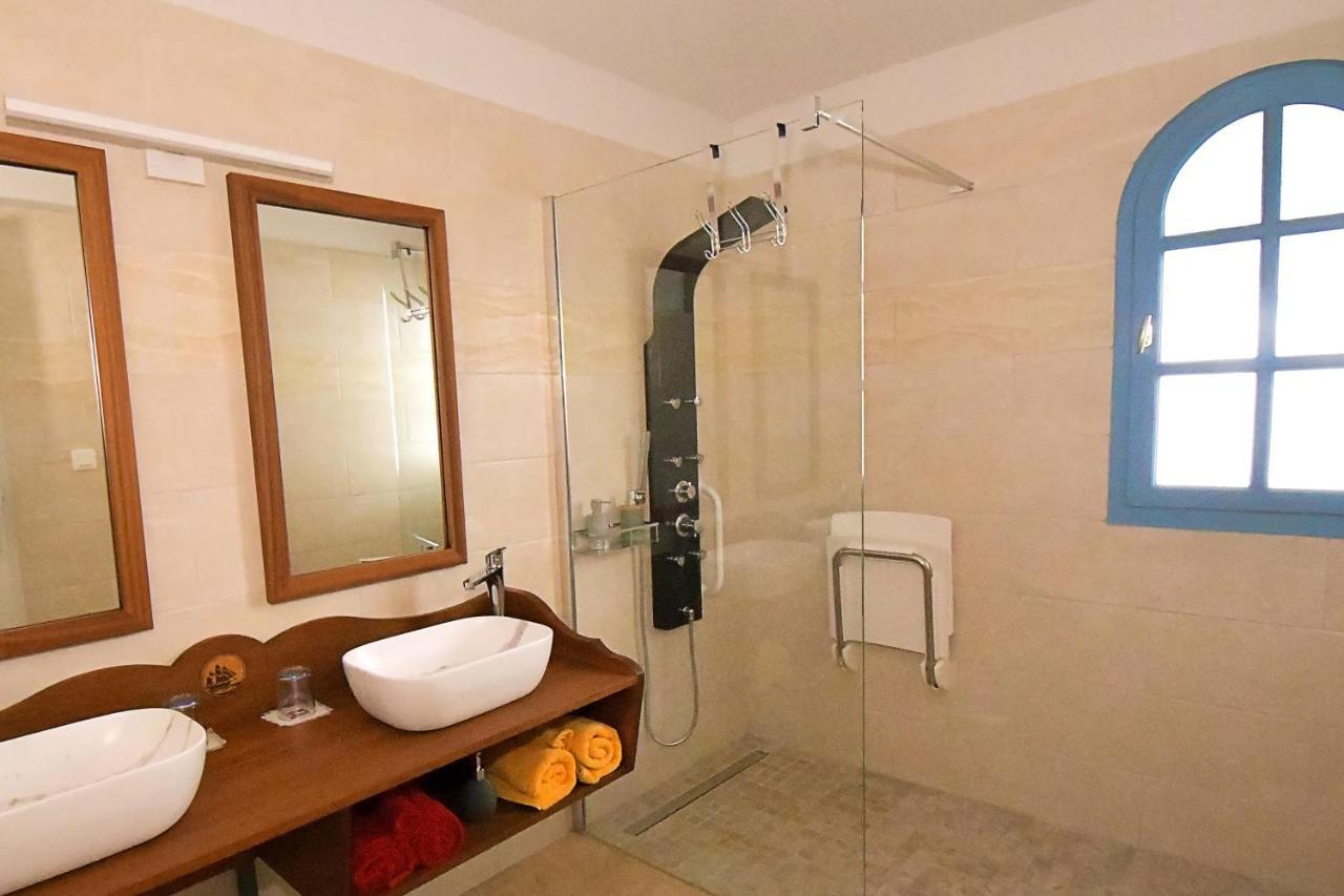 Le Jacaranda Du Guillaume Bed & Breakfast Le Guillaume Dış mekan fotoğraf